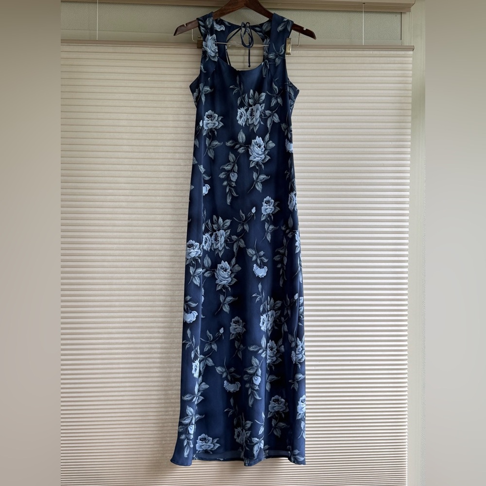 Fashion Bug Dress Navy Light Blue Rose Print Size 12 Maxi